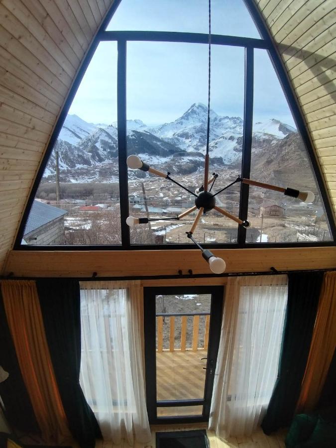 Emotion Kazbegi Apartment Bagian luar foto
