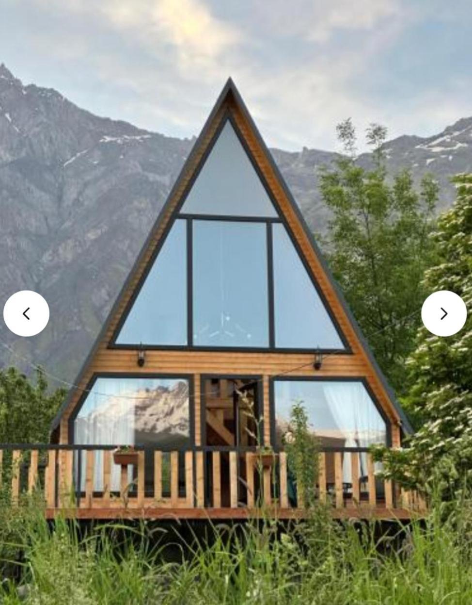 Emotion Kazbegi Apartment Bagian luar foto